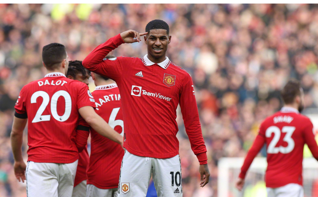 勇夺双冠 勇夺双冠